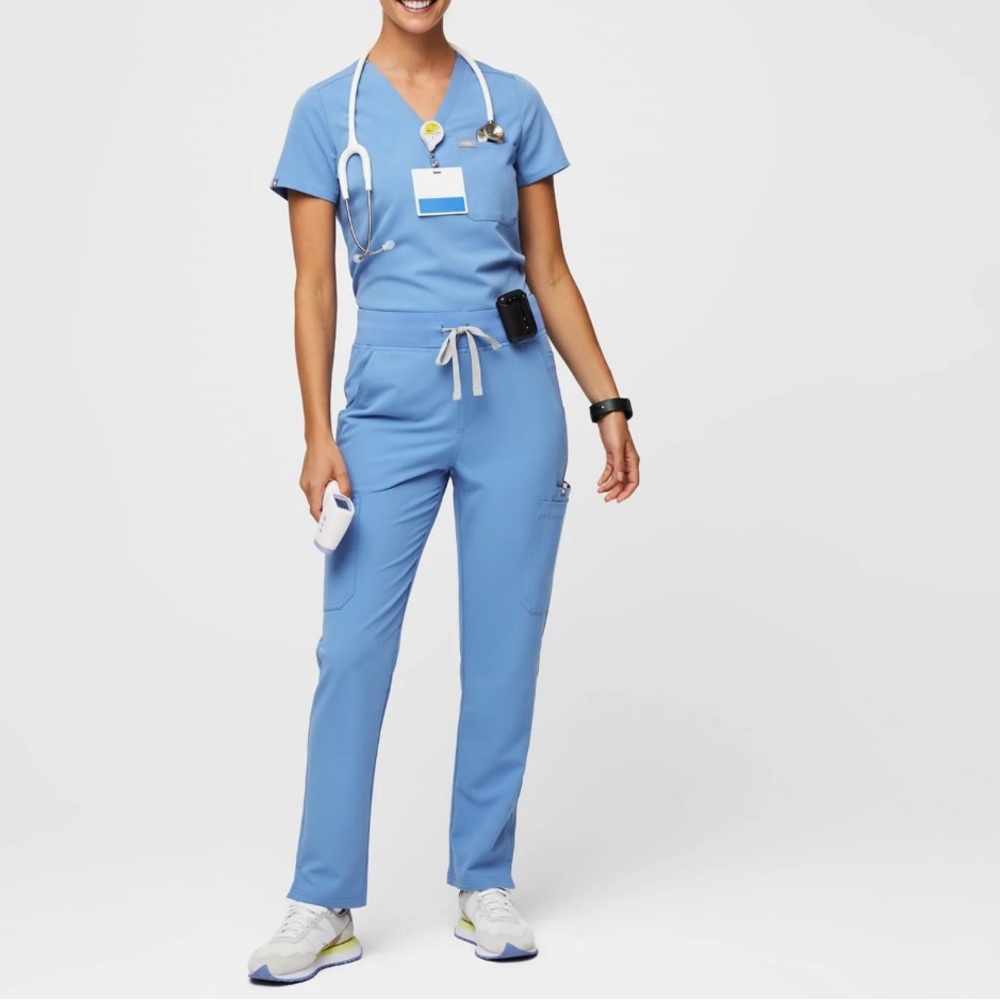 Figs Ceil Blue Scrub set